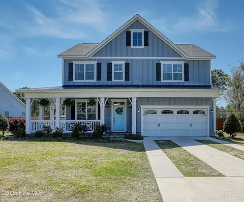 436 Catamaran Dr, Wilmington, NC 28412