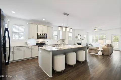 Kitchen - 208 Bachmans Trl, Hampstead, NC 28443 photo 1 of 5