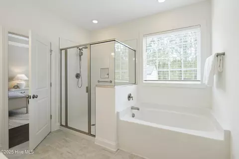 Bath - 208 Bachmans Trl, Hampstead, NC 28443 photo 1 of 4