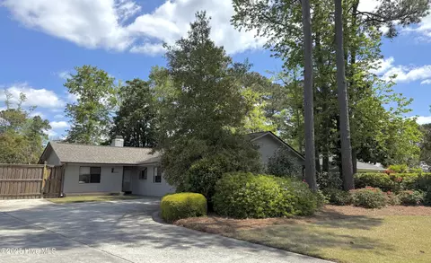 6661 Trolley Ln, Wilmington, NC 28403