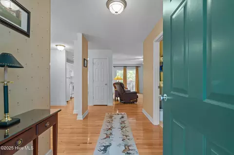 Entry Way - 15 Garner Ln, Pinehurst, NC 28374 photo 1 of 3