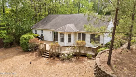 Exterior - 15 Garner Ln, Pinehurst, NC 28374 photo 2 of 13