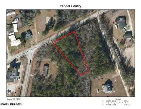 10 Whitestocking Rd, Burgaw, NC 28425