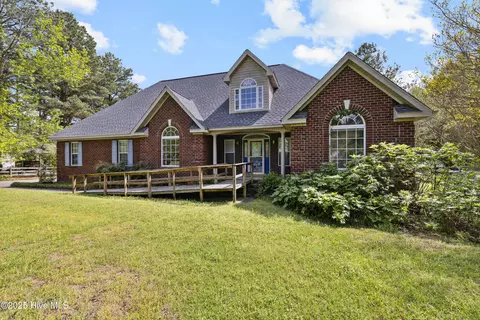 104 Little River Dr, Goldsboro, NC 27530