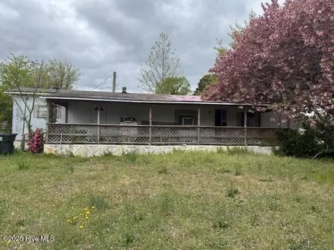 105 Teal Ct, Grandy, NC 27939