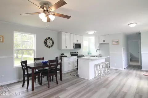 202 Mcgregor Rd, Castle Hayne, NC 28429 photo 7