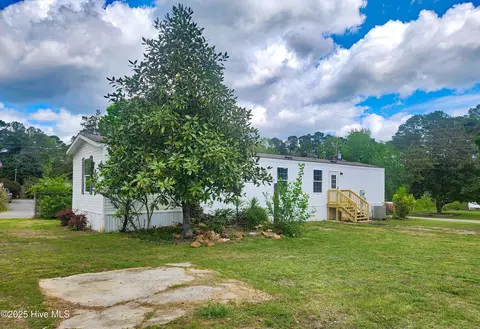 202 Mcgregor Rd, Castle Hayne, NC 28429