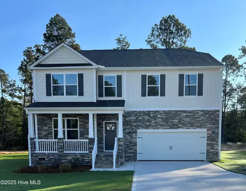3117 Platinum Cir, West End, NC 27376