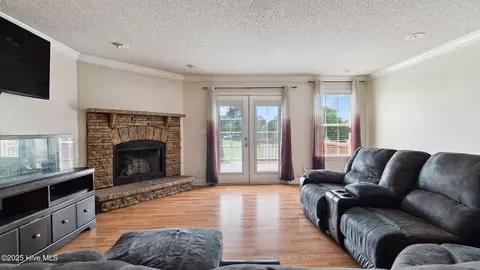 Living - 4657 Ray Rd, Spring Lake, NC 28390 photo 3 of 3