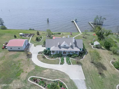 168 Edgewater Ln, Edenton, NC 27932