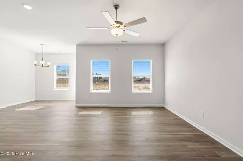 436 Cherokee Rd, Boiling Spring Lakes, NC 28461 photo 5