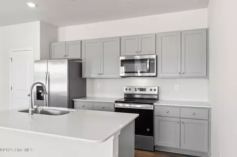 436 Cherokee Rd, Boiling Spring Lakes, NC 28461 photo 8