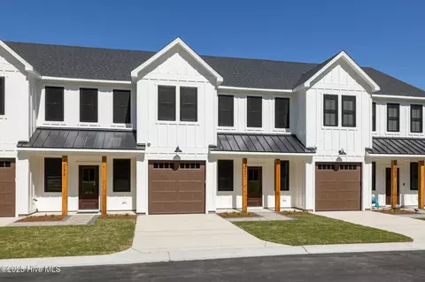 103 Star Lake Cir #C, Cape Carteret, NC 28584