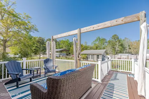 Exterior - 169 Pearsons Ln, Hampstead, NC 28443 photo 11 of 18