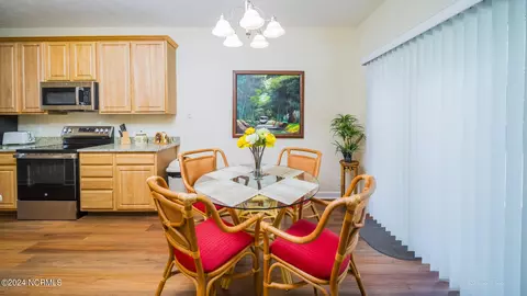 Dining - 711 E Pipers Gln, Shallotte, NC 28470 photo 2 of 2