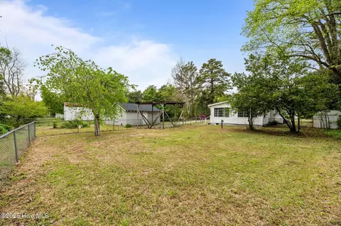 Exterior - 109 Pineview St, Havelock, NC 28532 photo 10 of 13