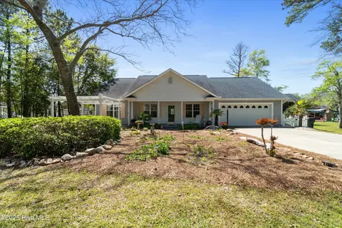 1870 Harbor Dr SW, Ocean Isle Beach, NC 28469