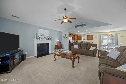 111 Apple Dr, Havelock, NC 28532 photo 12