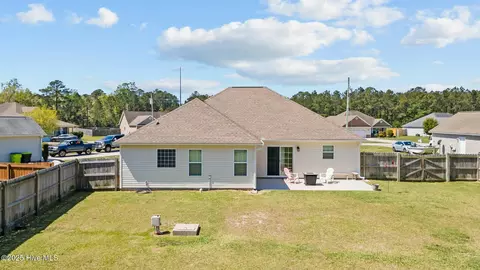 111 Apple Dr, Havelock, NC 28532 photo 3
