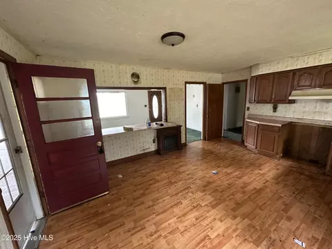 201 E Main St, Mccoll, SC 29570 photo 7