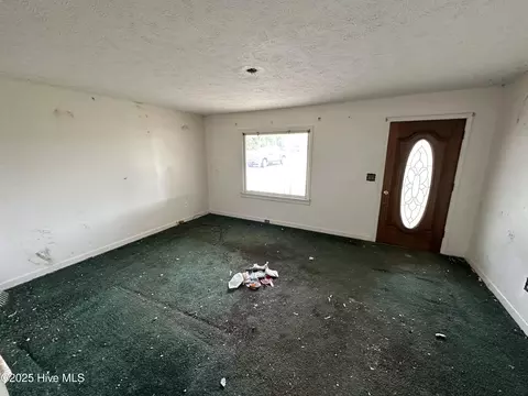 201 E Main St, Mccoll, SC 29570 photo 5