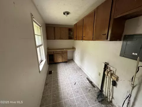 201 E Main St, Mccoll, SC 29570 photo 8