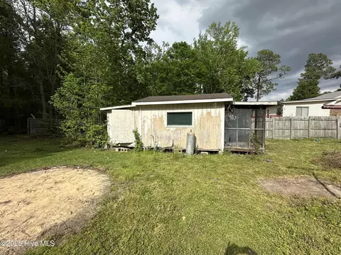 201 E Main St, Mccoll, SC 29570 photo 3