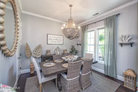 Dining - 606 Center Dr, Hampstead, NC 28443 photo 3 of 4