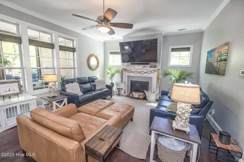 Living - 606 Center Dr, Hampstead, NC 28443 photo 2 of 5