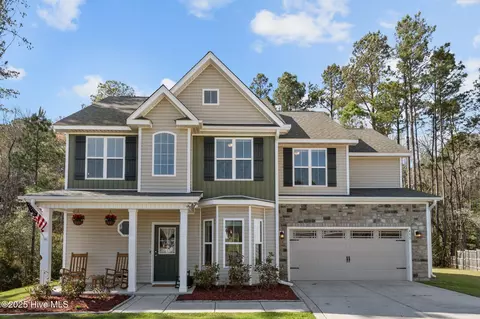 415 Belhaven Ct, Holly Ridge, NC 28445