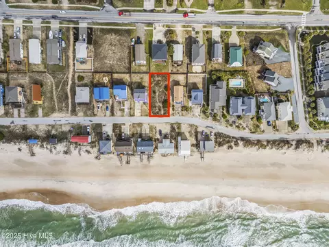 2009 N Shore Dr, Surf City, NC 28445