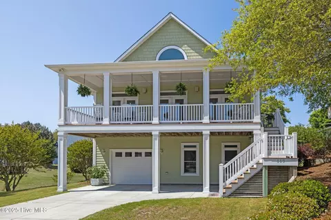 119 W Seaview Dr, Emerald Isle, NC 28594