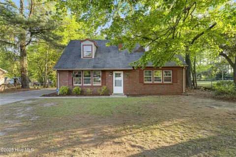 510 Quail Dr, Goldsboro, NC 27534