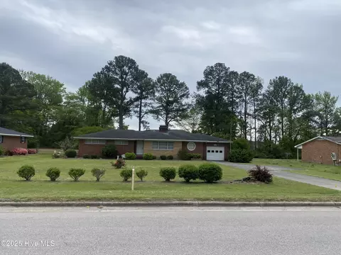 1404 N Berkeley Blvd, Goldsboro, NC 27534