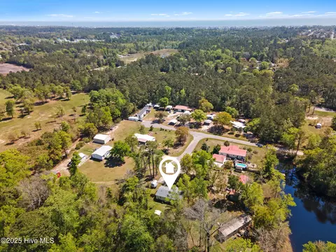 2283 Setter Ct SW, Supply, NC 28462 photo 9