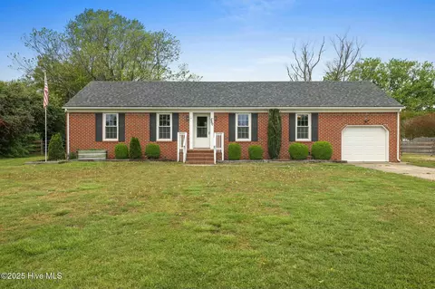 250 Puddin Ridge Rd, Moyock, NC 27958