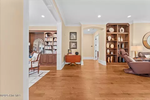 Entry Way - 23 Cumberland Dr, Pinehurst, NC 28374 photo 6 of 10