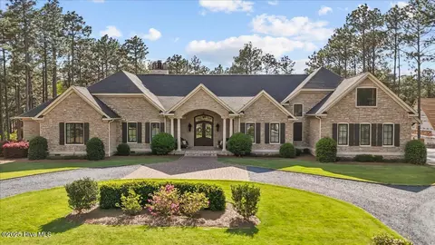 23 Cumberland Dr, Pinehurst, NC 28374