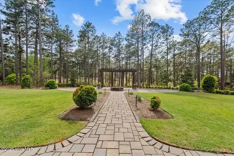 Exterior - 23 Cumberland Dr, Pinehurst, NC 28374 photo 11 of 11