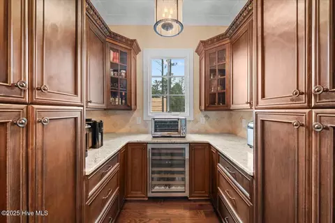 Kitchen - 23 Cumberland Dr, Pinehurst, NC 28374 photo 4 of 6