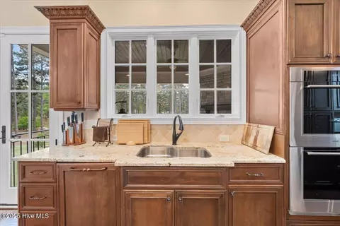 Kitchen - 23 Cumberland Dr, Pinehurst, NC 28374 photo 6 of 6