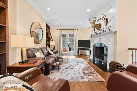 Living - 23 Cumberland Dr, Pinehurst, NC 28374 photo 6 of 6