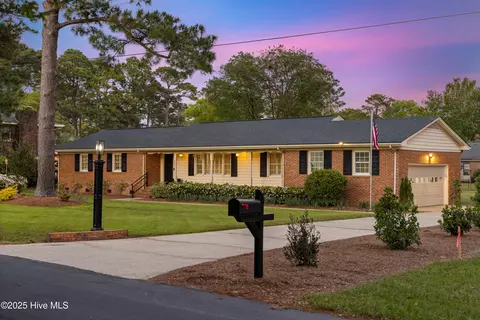 106 Cromwell Cir, Wilmington, NC 28409