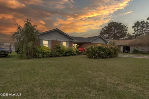 114 Windy Heights Dr, Camden, NC 27921