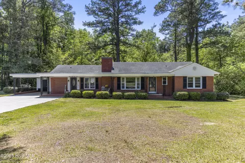 4583 Red Hill Rd, Whiteville, NC 28472