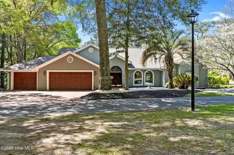 181 Clubhouse Dr SW, Supply, NC 28462