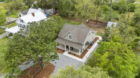 1814 Trent Blvd, New Bern, NC 28560