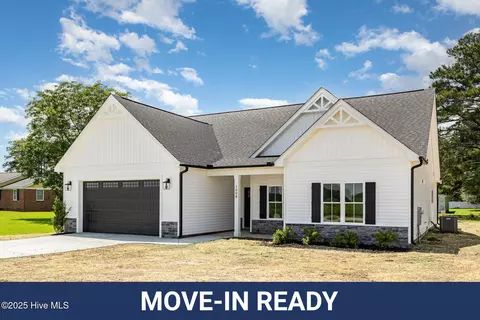 1008 Peedin Rd, Selma, NC 27576