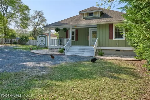 804 E Main St, Aberdeen, NC 28315 photo 9
