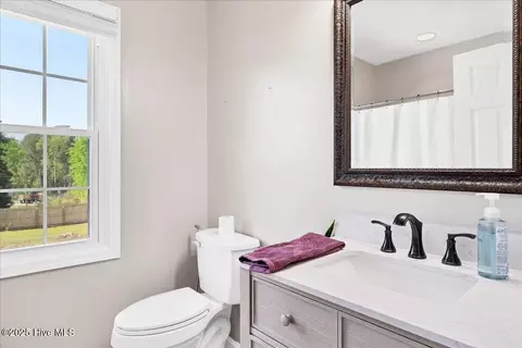804 E Main St, Aberdeen, NC 28315 photo 33